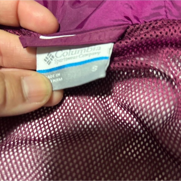 Columbia Purple Mesh-Lined Rain Jacket - Picture 3 of 4